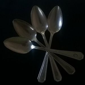 4 silver  teaspoons